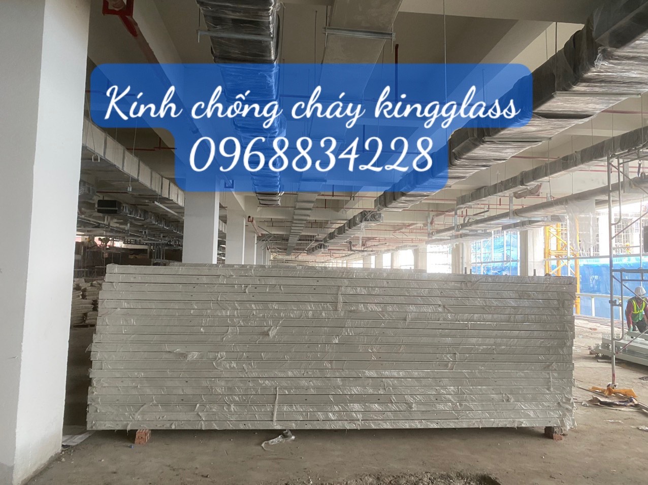 Tối ưu hóa an toàn với vách kính chống cháy e60: giải pháp hiện đại cho công trình thương mại