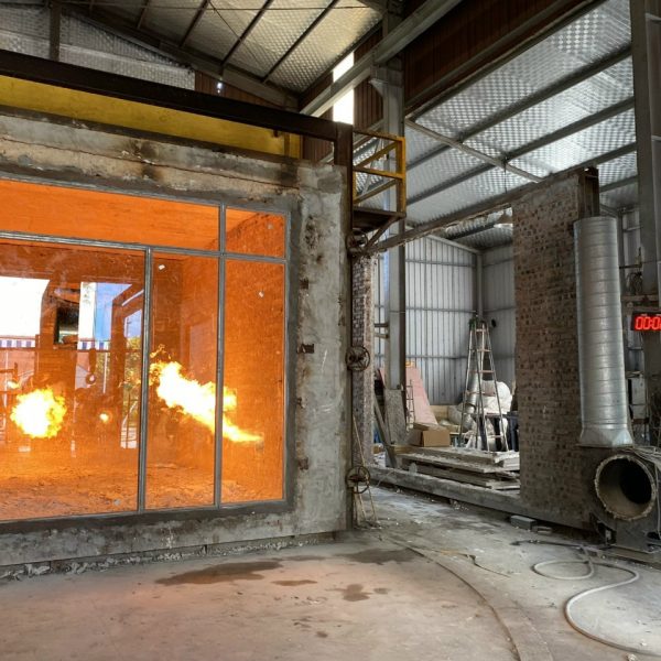 tinh-da-chuc-nang-cua-kinh-cuong-luc-chong-chay