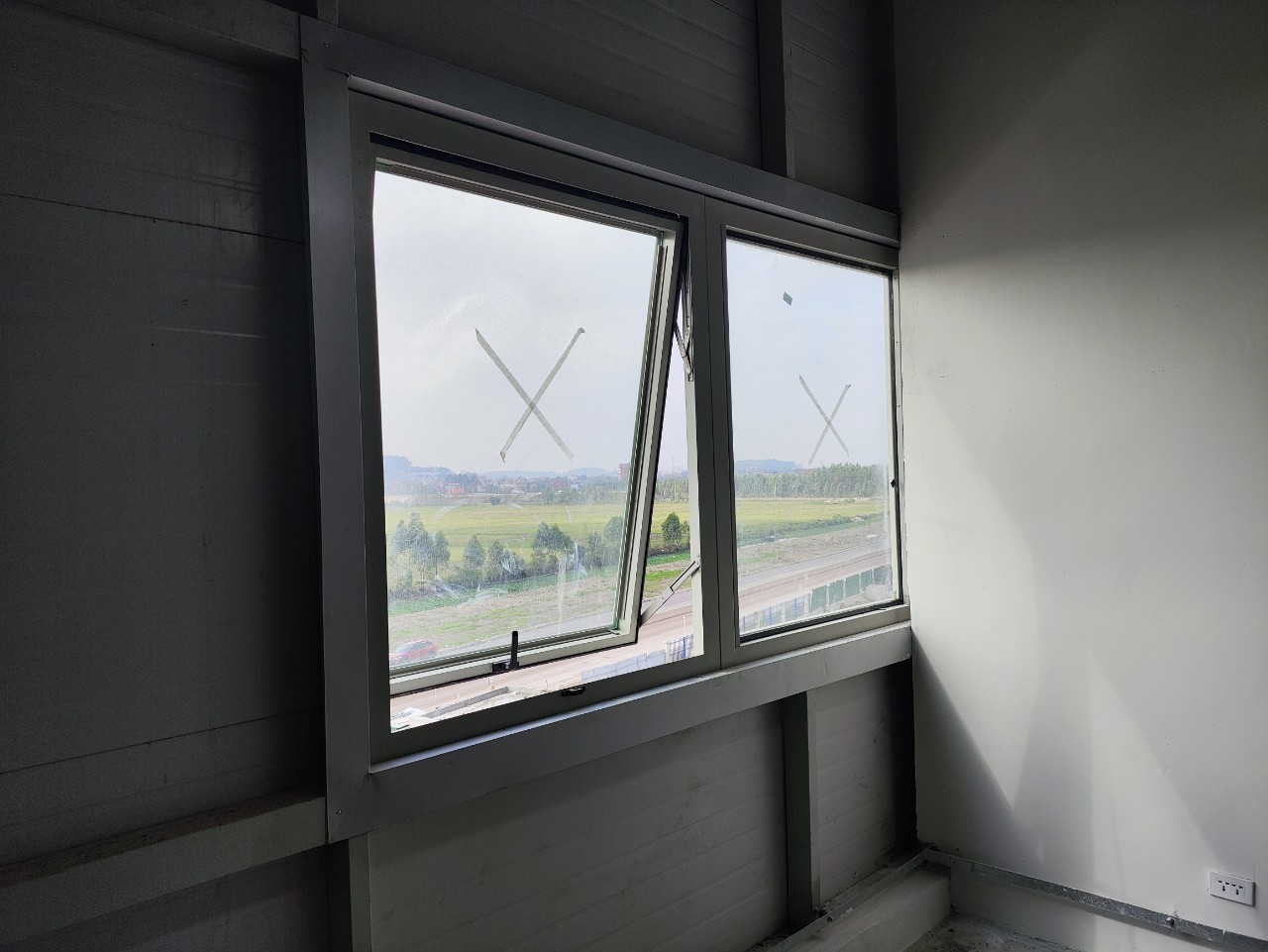 5 LÝ DO KÍNH CHỐNG CHÁY LÀ LỰA CHỌN HÀNG ĐẦU CHO GIẢI PHÁP AN TOÀN VÀ THẨM MỸ