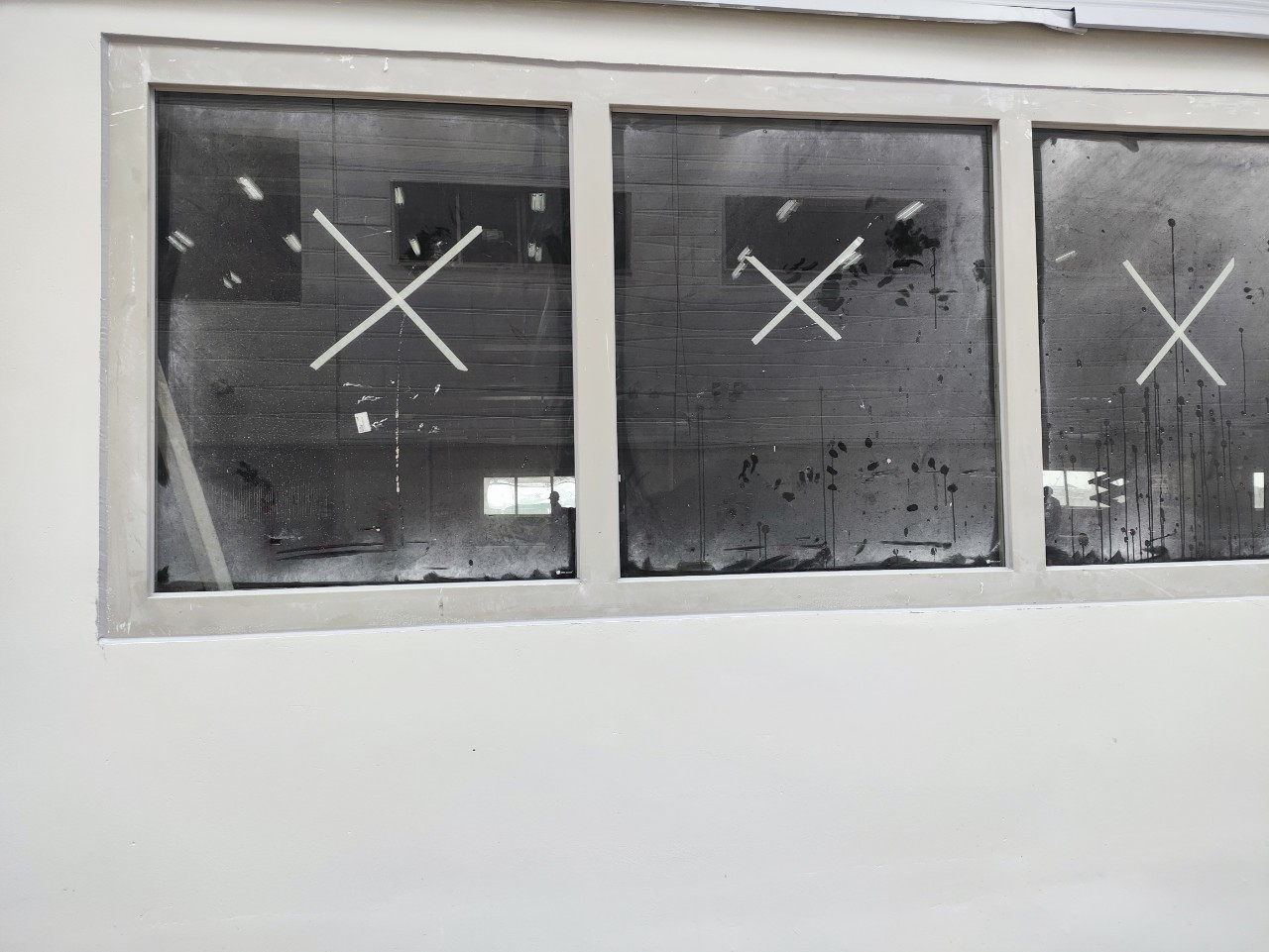 CỬA KÍNH CHỐNG CHÁY EI60: ĐẶC ĐIỂM VÀ QUY TRÌNH LẮP ĐẶT